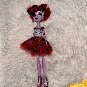 monster high black dress Mattel Monster High X Wednesday Raven Dress Doll – Pops Toys main image 0